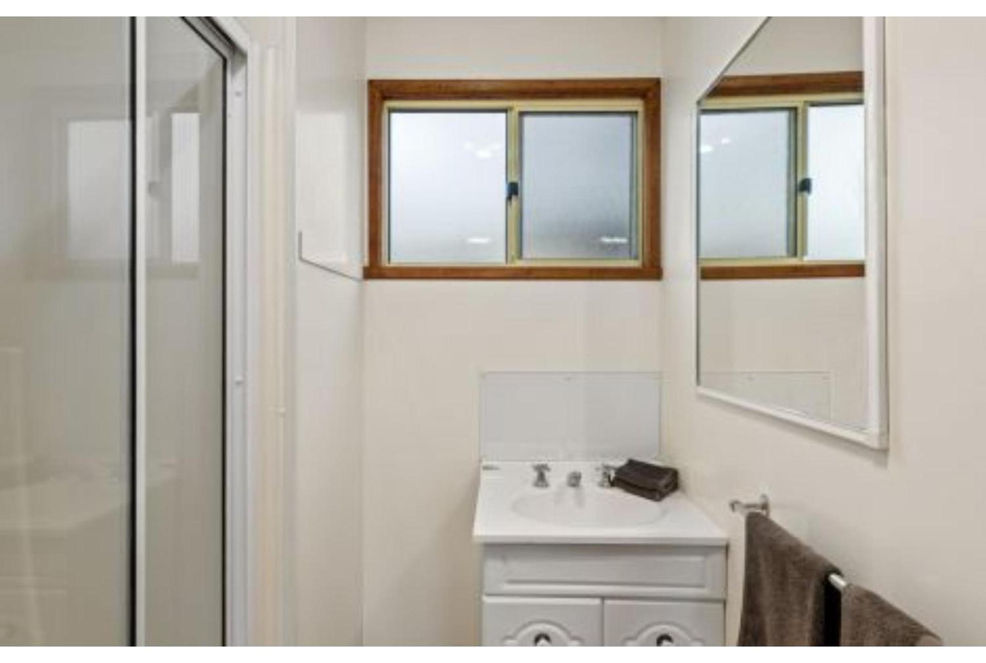 Discovery Parks - Devonport Room photo